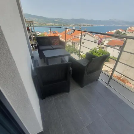Palace Deluxe Trogir Exterior photo
